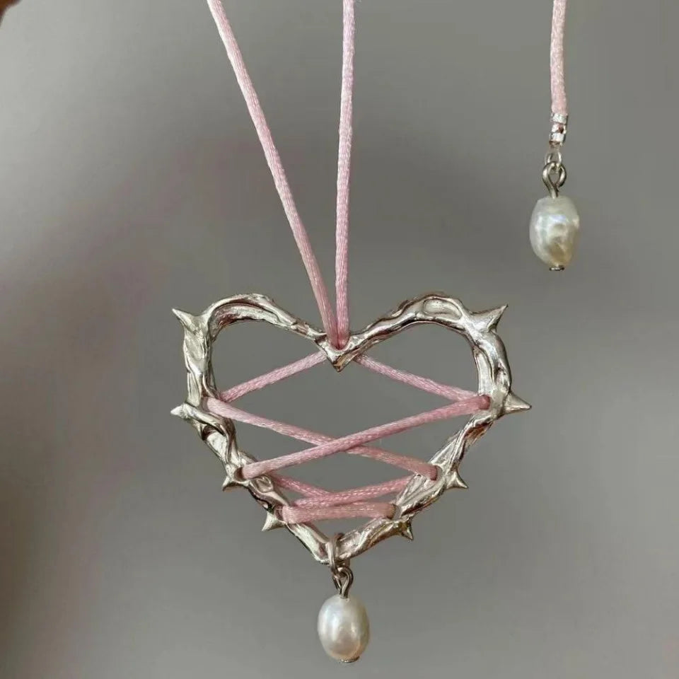 2024 Sweet Cool Thorn Heart Shape Wrapped Ribbon Pearl Pendant Necklace for Women Korean Fashion Kpop Y2K Necklace
