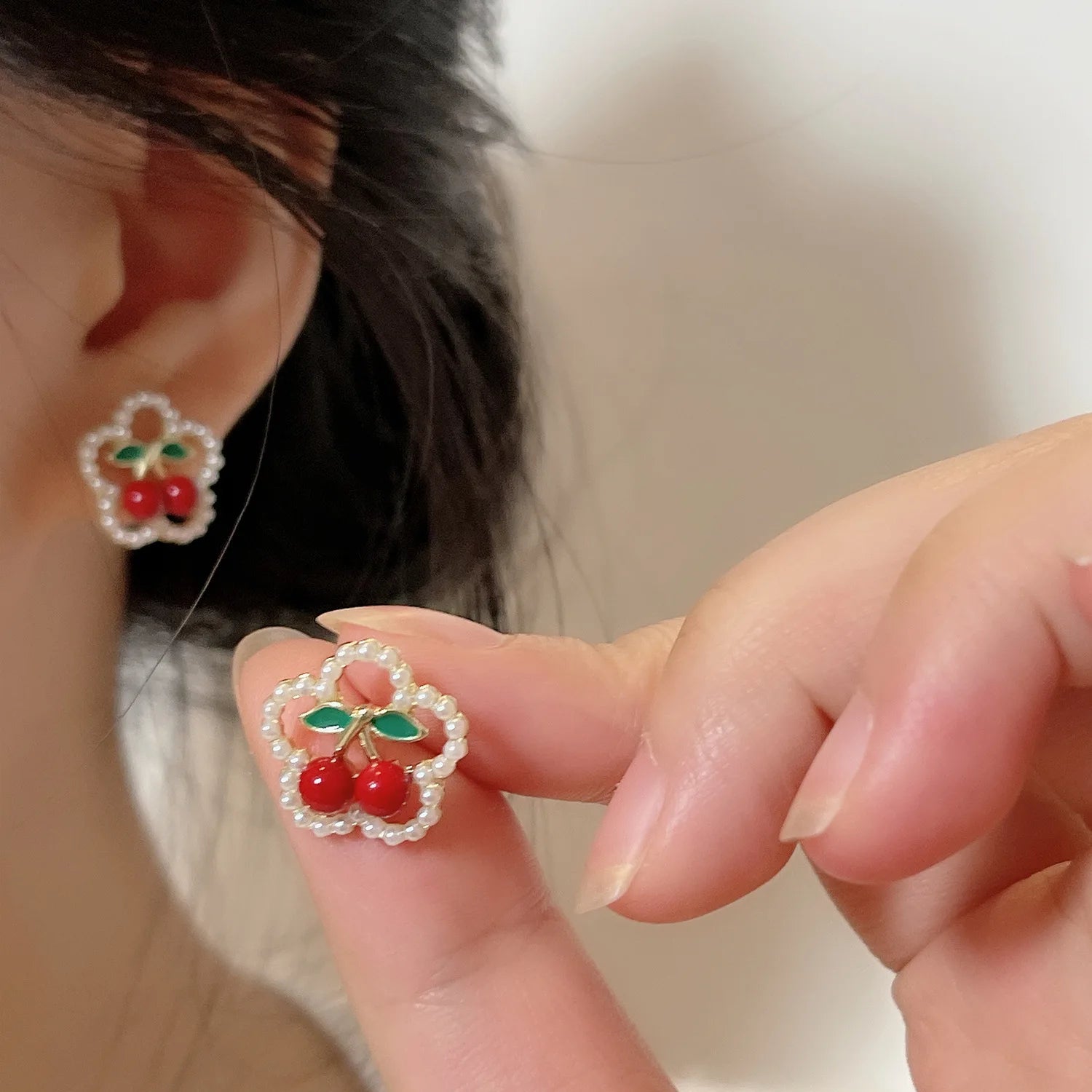 Sweet Cute Flower Shape Red Cherry Pearl Stud Earrings for Women Kpop Korean Fashion Earring Accessories Brincos
