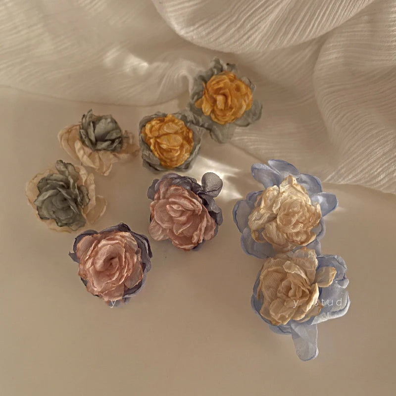 Vintage Made Old Withered Flower Big Stud Earrings for Women Contrast Color Fashion INS Sweet Floral Earring Gift