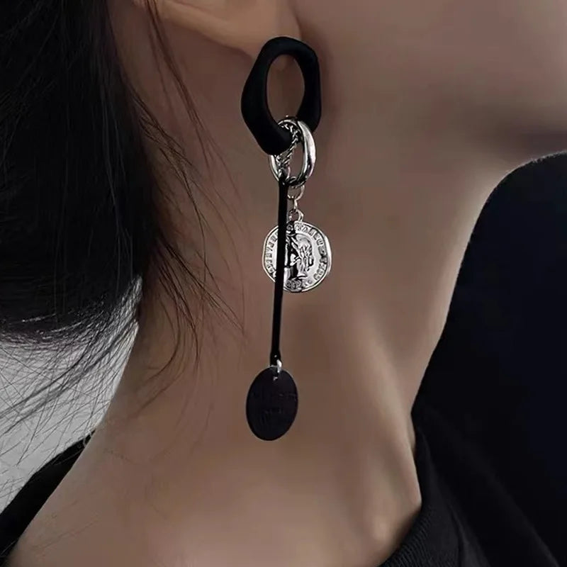 Exaggerated Punk Portrait Round Metal Dangle Earrings for Women Goth 2023 Korean Fashion Kpop Drop Earring Gift